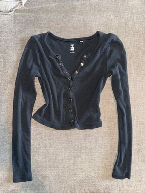 Me to We Black Long-Sleeve Snap-Front Tee